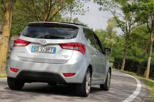 Hyundai ix20 - Test Drive 2012