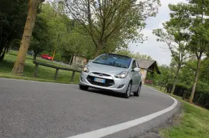 Hyundai ix20 - Test Drive 2012