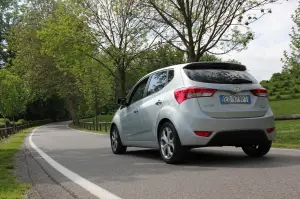 Hyundai ix20 - Test Drive 2012