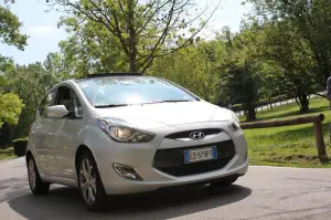 Hyundai ix20 - Test Drive 2012