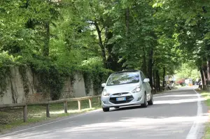 Hyundai ix20 - Test Drive 2012
