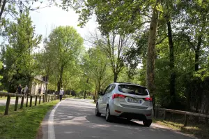 Hyundai ix20 - Test Drive 2012