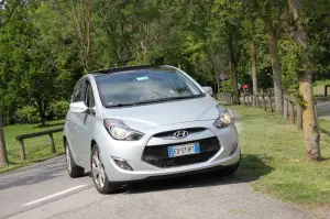 Hyundai ix20 - Test Drive 2012