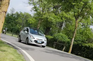 Hyundai ix20 - Test Drive 2012