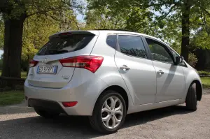 Hyundai ix20 - Test Drive 2012