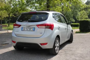 Hyundai ix20 - Test Drive 2012