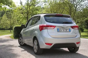 Hyundai ix20 - Test Drive 2012