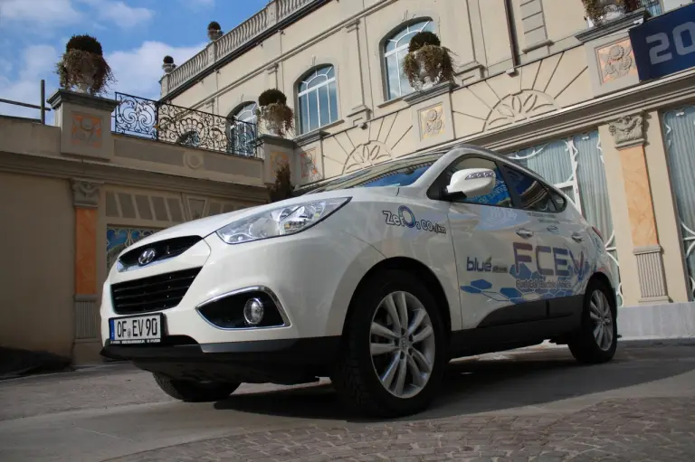 Hyundai ix35 FCEV - Prova su strada - 2013 - 3