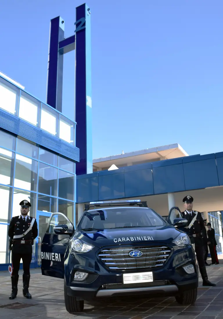 Hyundai ix35 Fuel Cell - Carabinieri Bolzano - 3