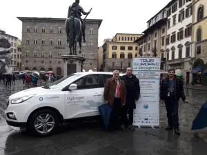 Hyundai ix35 Fuel Cell - Hydrogen Tour - 3