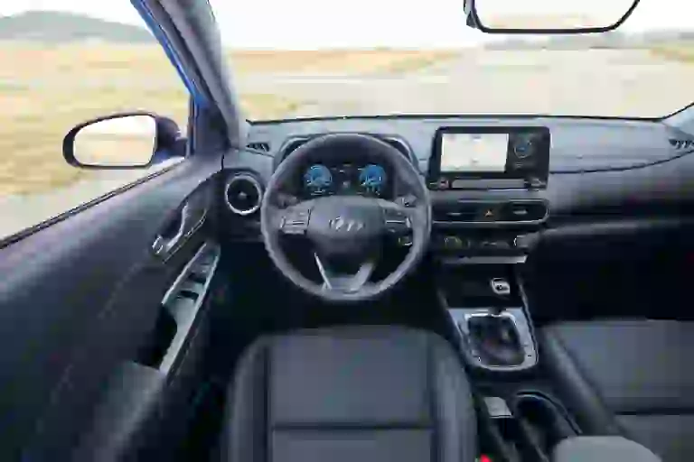 Hyundai Kona 2021 - ultime foto ufficiali - 8