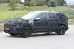 Hyundai Kona 2024 - Foto Spia 26-04-2022