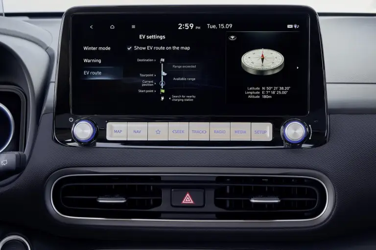 Hyundai Kona Electric 2021 - prova su strada - 19