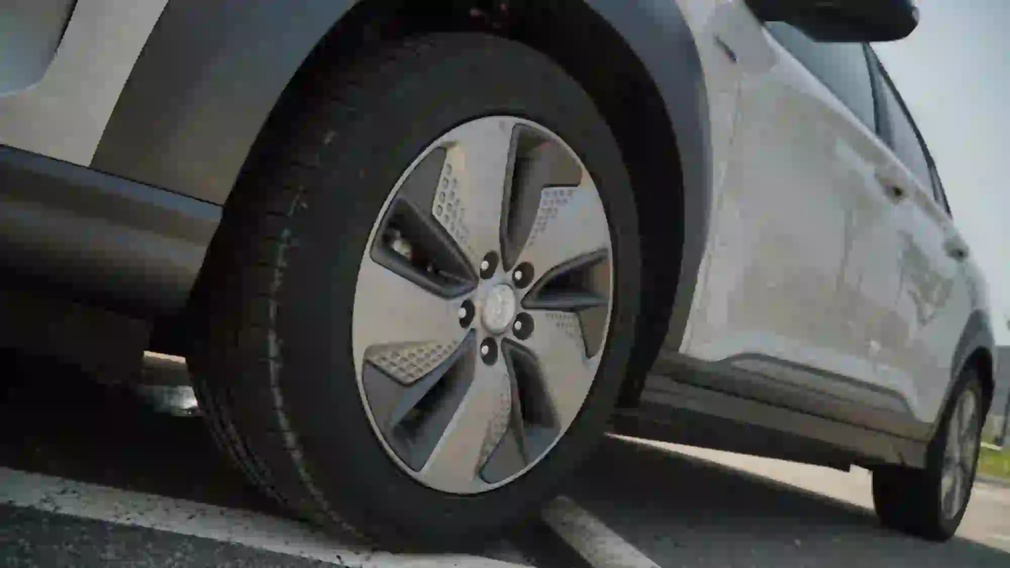 Hyundai Kona elettrica - Prova su strada 2019 - 20
