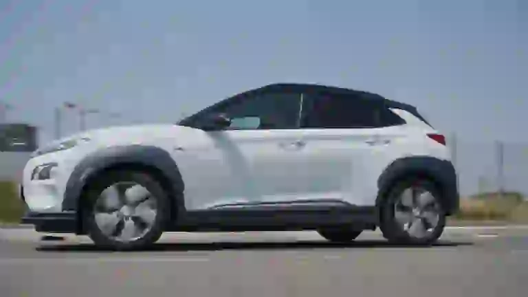 Hyundai Kona elettrica - Prova su strada 2019 - 21