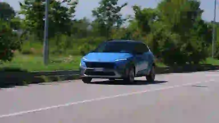 Hyundai Kona Hybrid 2021 - Prova su Strada  - 3