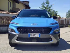 Hyundai Kona Hybrid 2021 - Prova su Strada 