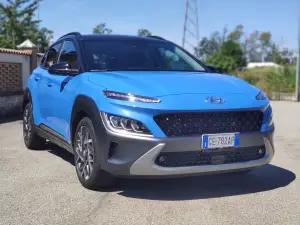 Hyundai Kona Hybrid 2021 - Prova su Strada 