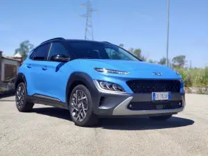 Hyundai Kona Hybrid 2021 - Prova su Strada 