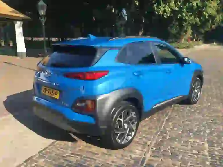 Hyundai Kona ibrida - Test drive Amsterdam - 28
