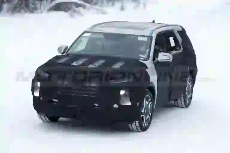 Hyundai Palisade 2023 - Foto Spia 22-03-2022 - 13