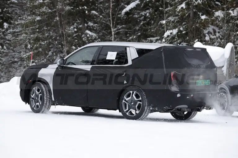 Hyundai Palisade 2023 - Foto Spia 22-03-2022 - 10