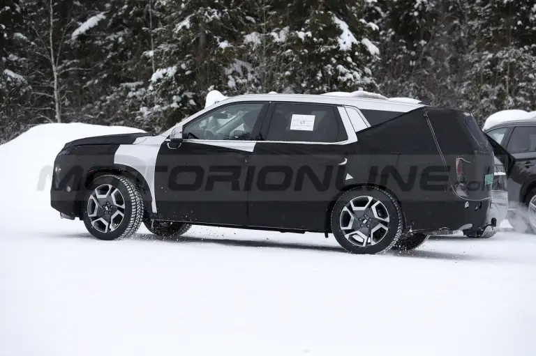 Hyundai Palisade 2023 - Foto Spia 22-03-2022 - 18