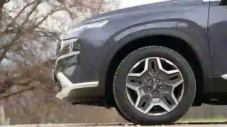 Hyundai Santa Fe Hybrid 2021 video prova su strada - 14