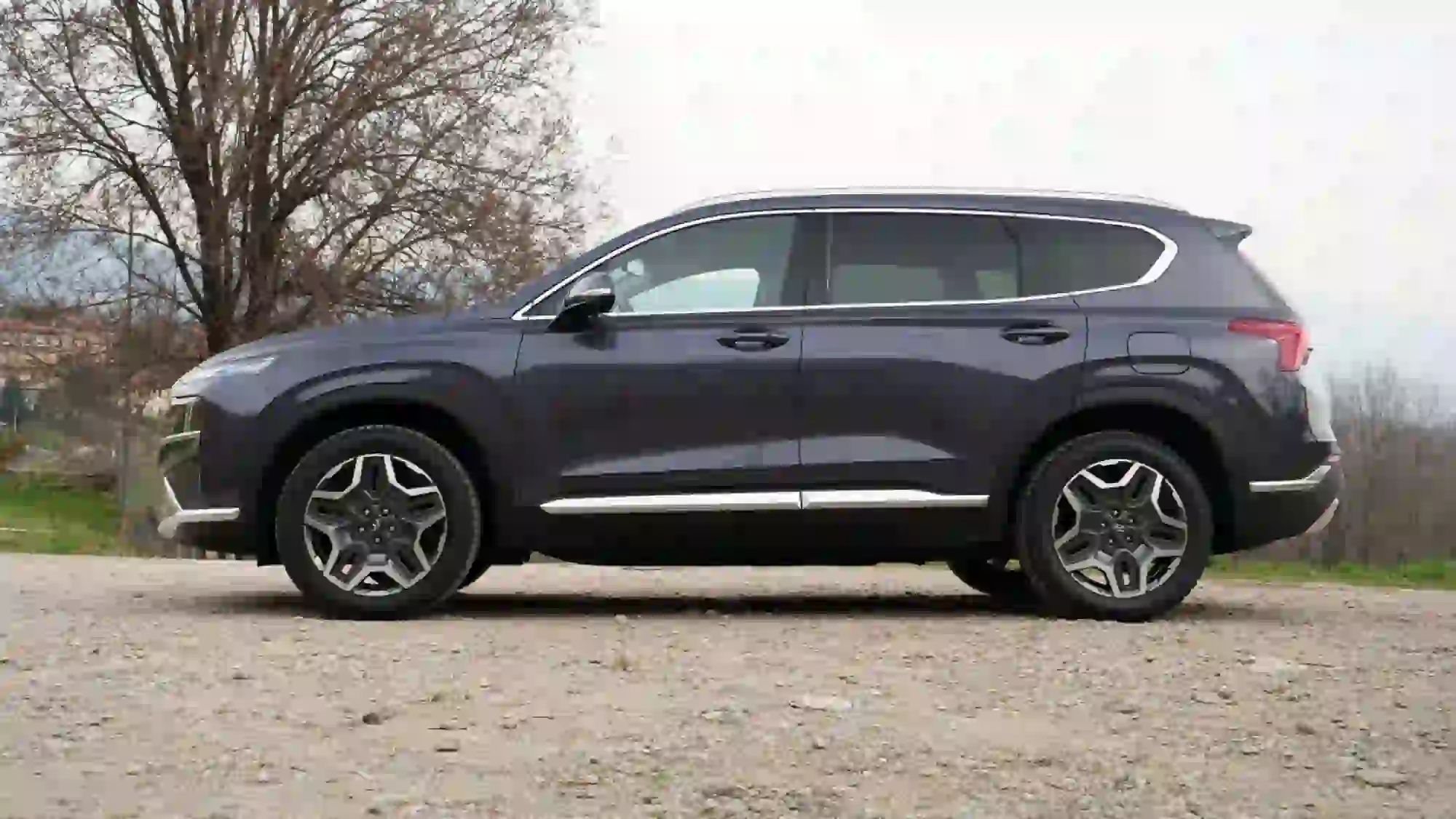 Hyundai Santa Fe Hybrid 2021 video prova su strada - 9