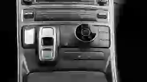 Hyundai Santa Fe Hybrid 2021 video prova su strada - 31