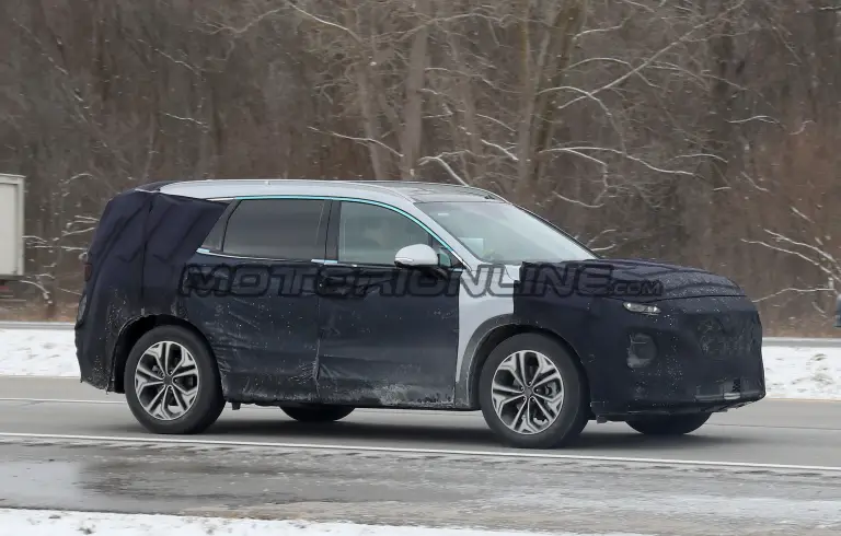 Hyundai Santa Fe MY 2019 - Foto spia 01-02-2018 - 8