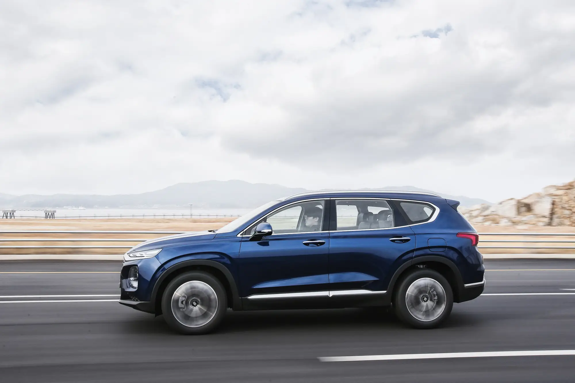 Hyundai Santa Fe MY 2019 - 93