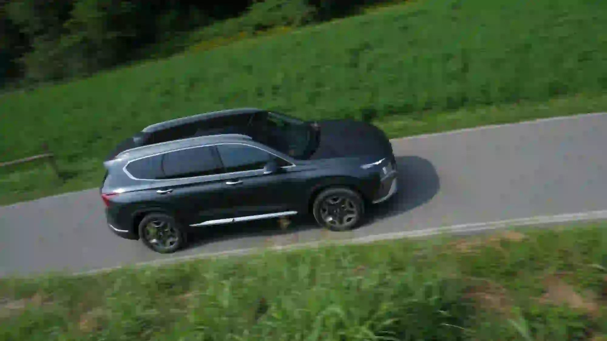 Hyundai Santa Fe Plug-in 2021 - Prova su Strada  - 26