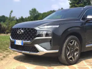 Hyundai Santa Fe Plug-in 2021 - Prova su Strada  - 6