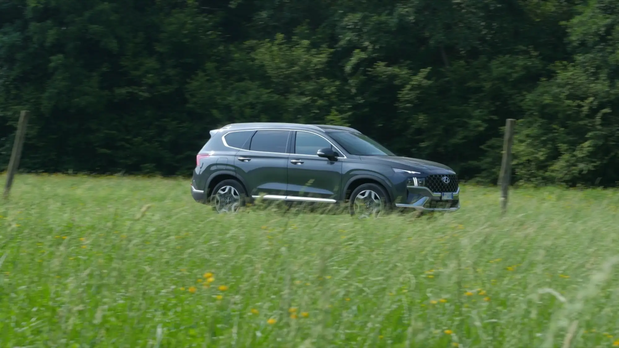 Hyundai Santa Fe Plug-in 2021 - Prova su Strada  - 25