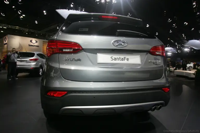 Hyundai Santa Fe - Salone di Parigi 2012 - 4