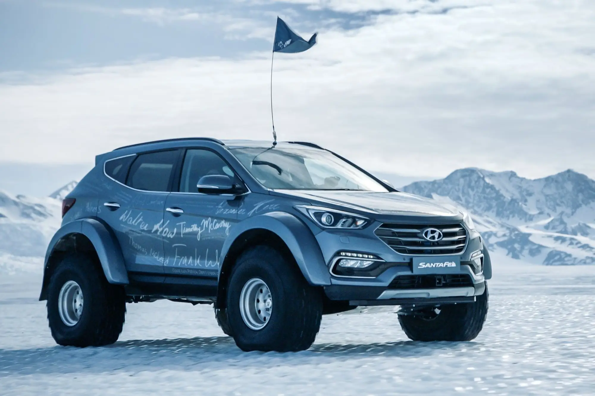 Hyundai Santa Fe - Spedizione in Antartide - 10