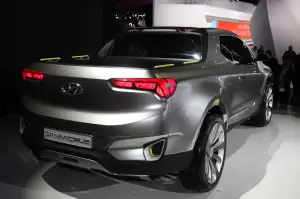 Hyundai SantaCruz - Salone di Detroit 2015 - 2