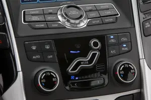 Hyundai Sonata 2011 - 5