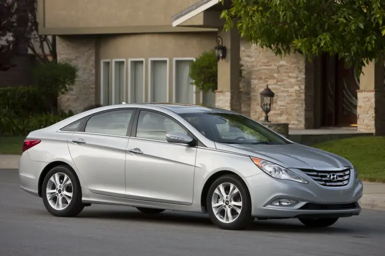 Hyundai Sonata 2011 - 15