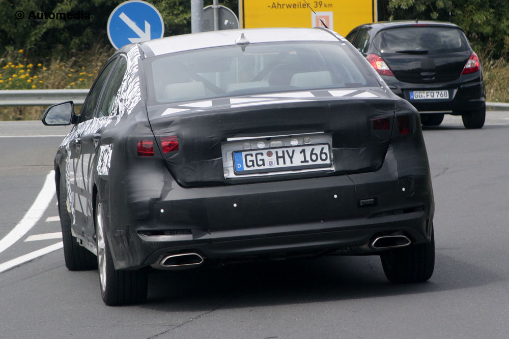 Hyundai Sonata 2015 - Foto spia 22-08-2013