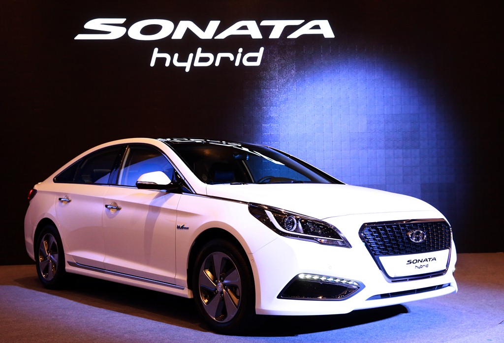 Hyundai Sonata Hybrid 2015
