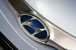 Hyundai Sonata Hybrid - 4