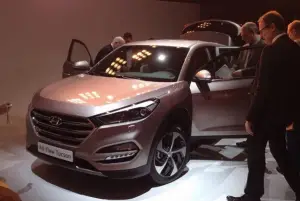 Hyundai Tucson 2016 - prime foto dal web - 1