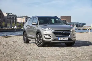 Hyundai Tucson My 2019 motore ibrido-diesel