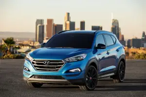 Hyundai Tucson Night