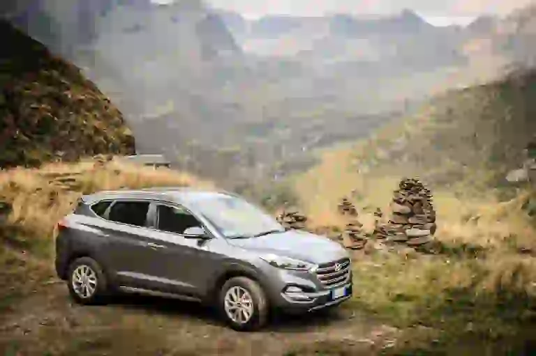 Hyundai Tucson Prova su strada 2016 - 12