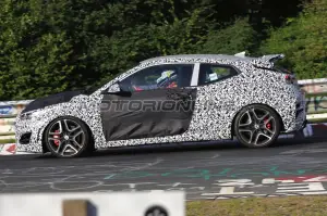 Hyundai Veloster N - Foto spia 19-08-2017