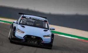 Hyundai Veloster N TCR 