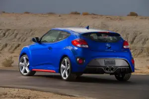 Hyundai Veloster ottiene 5 stelle per la protezione globale da NHTSA - 14